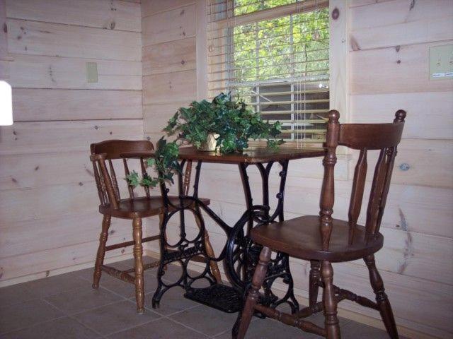 New River Trail Cabins Galax Quarto foto